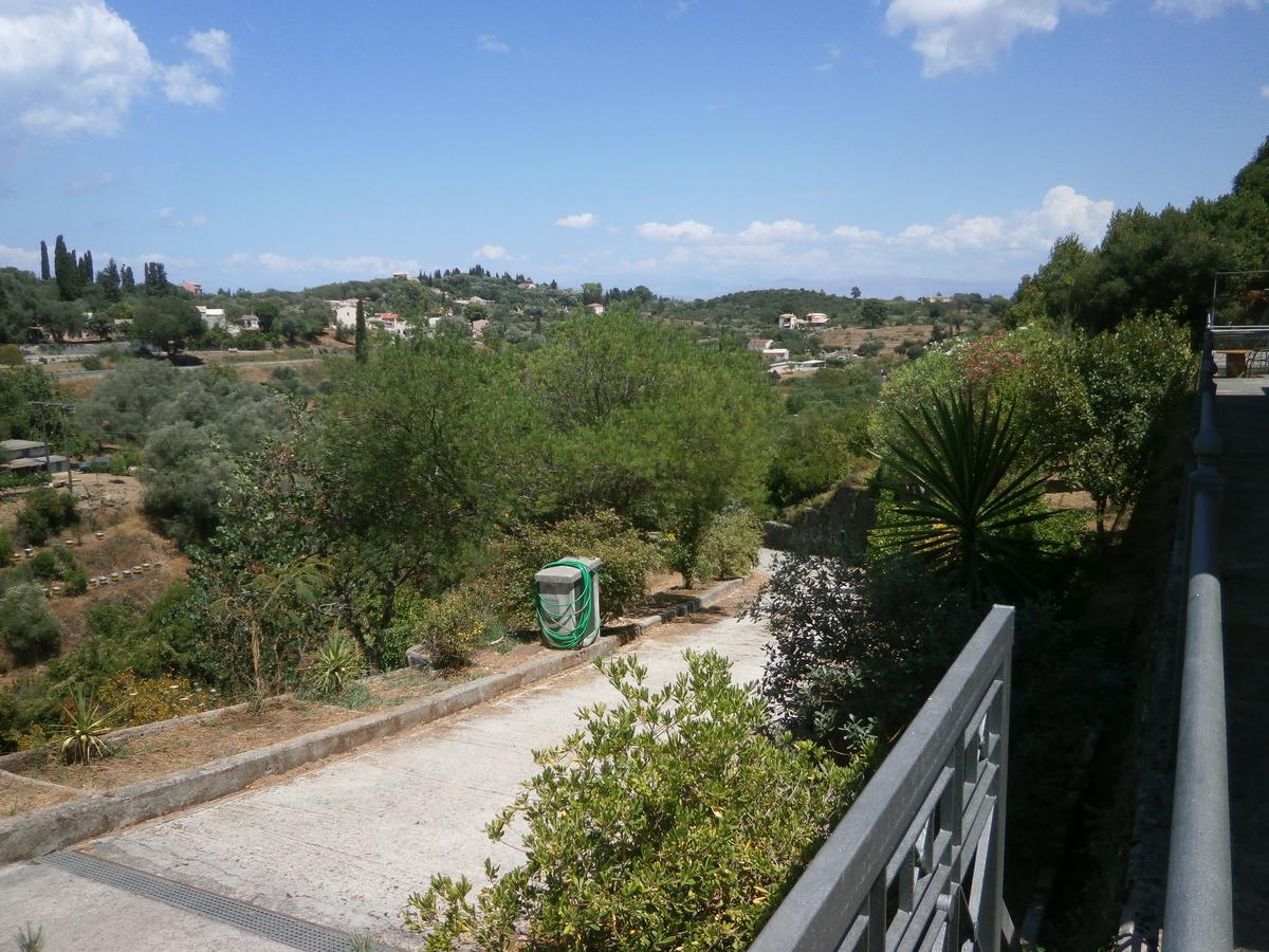 Slope & Stone Cozy House Villa Varypatádes Dış mekan fotoğraf